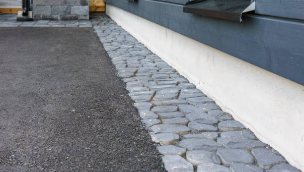 Best Professional Driveway Pavers  in Castroville, TX
